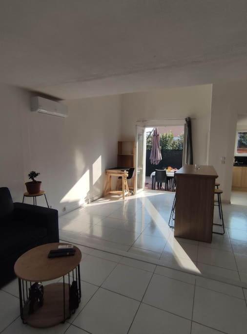 Villa Au Soleil, Marcher Vers La Plage à Torreilles Extérieur photo